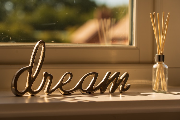 DreamHome 1 DreamHome 1